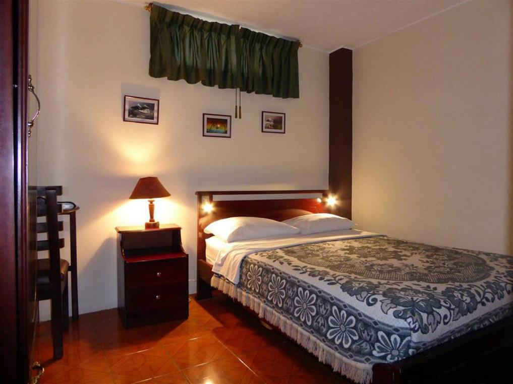 Jhomana Guesthouse 基多 外观 照片